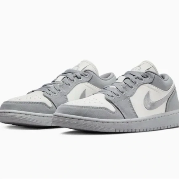 Air Jordan 1 low SE - Picture 3 of 9